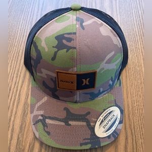 Hurley camo SnapBack New